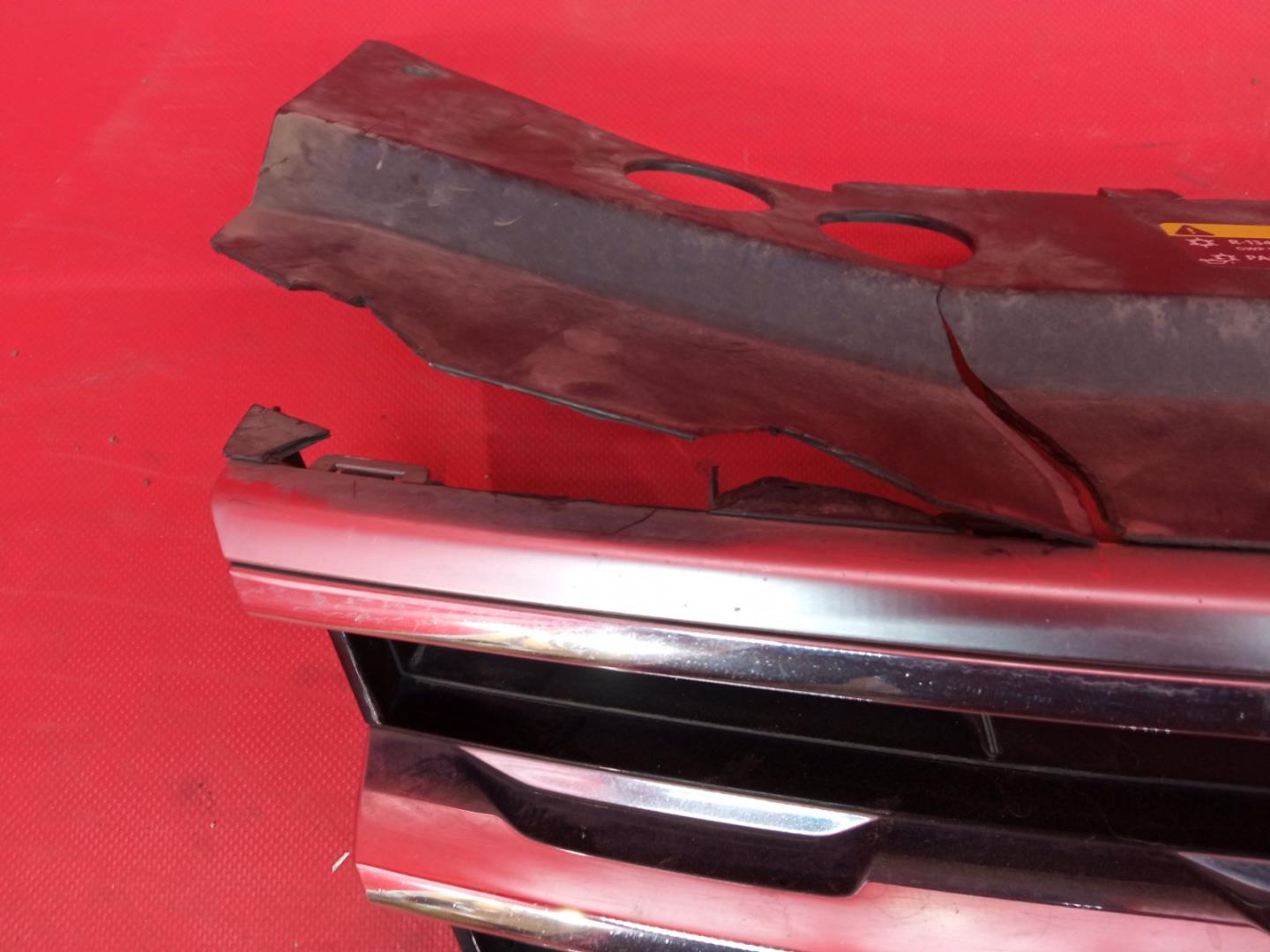 Решетка радиатора