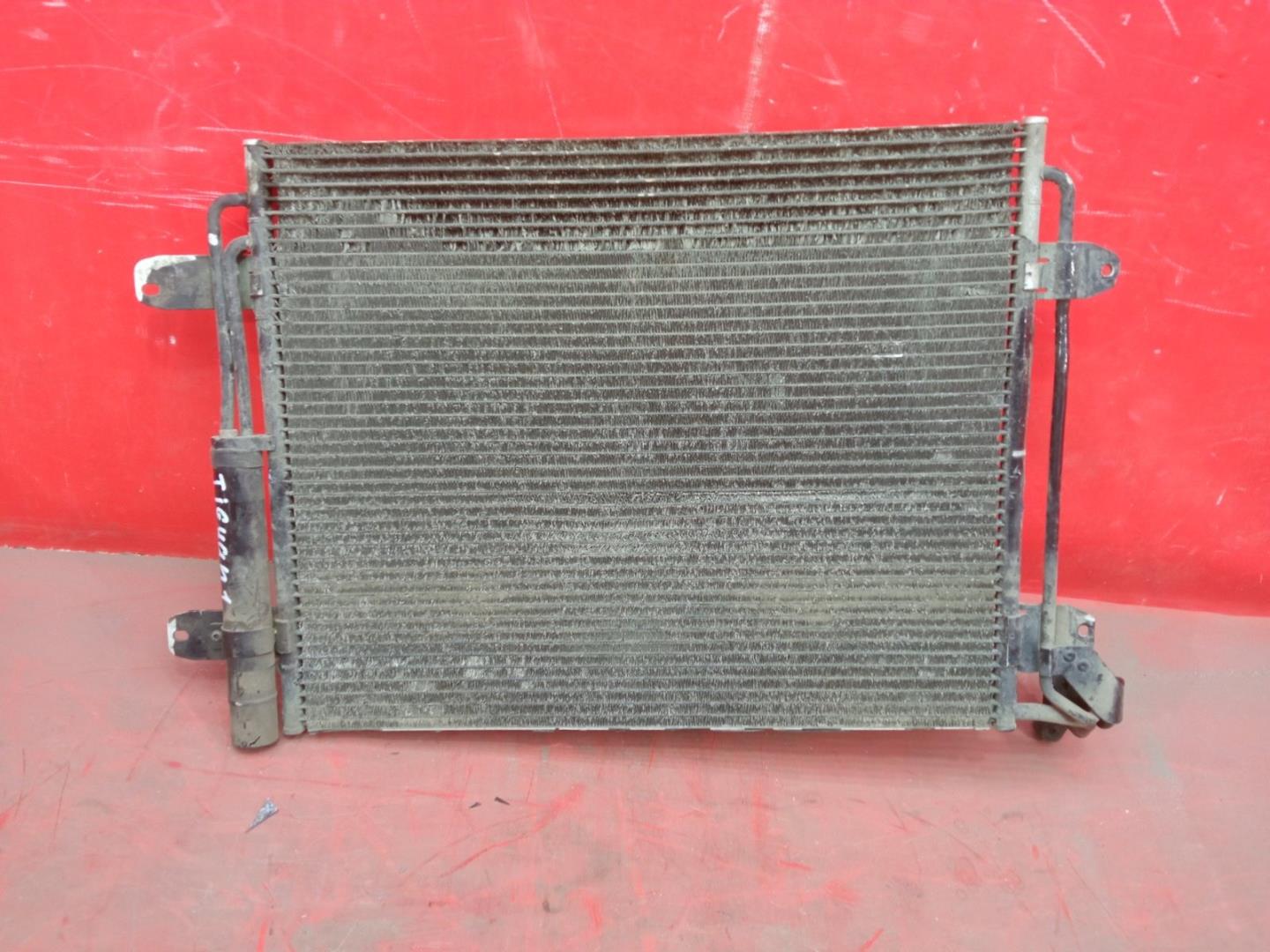 Радиатор кондиционера / конденсер