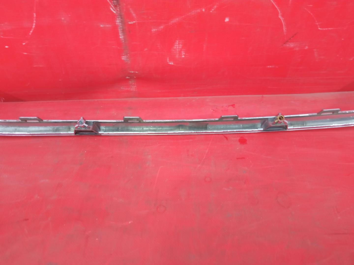 Накладка на решетку радиатора