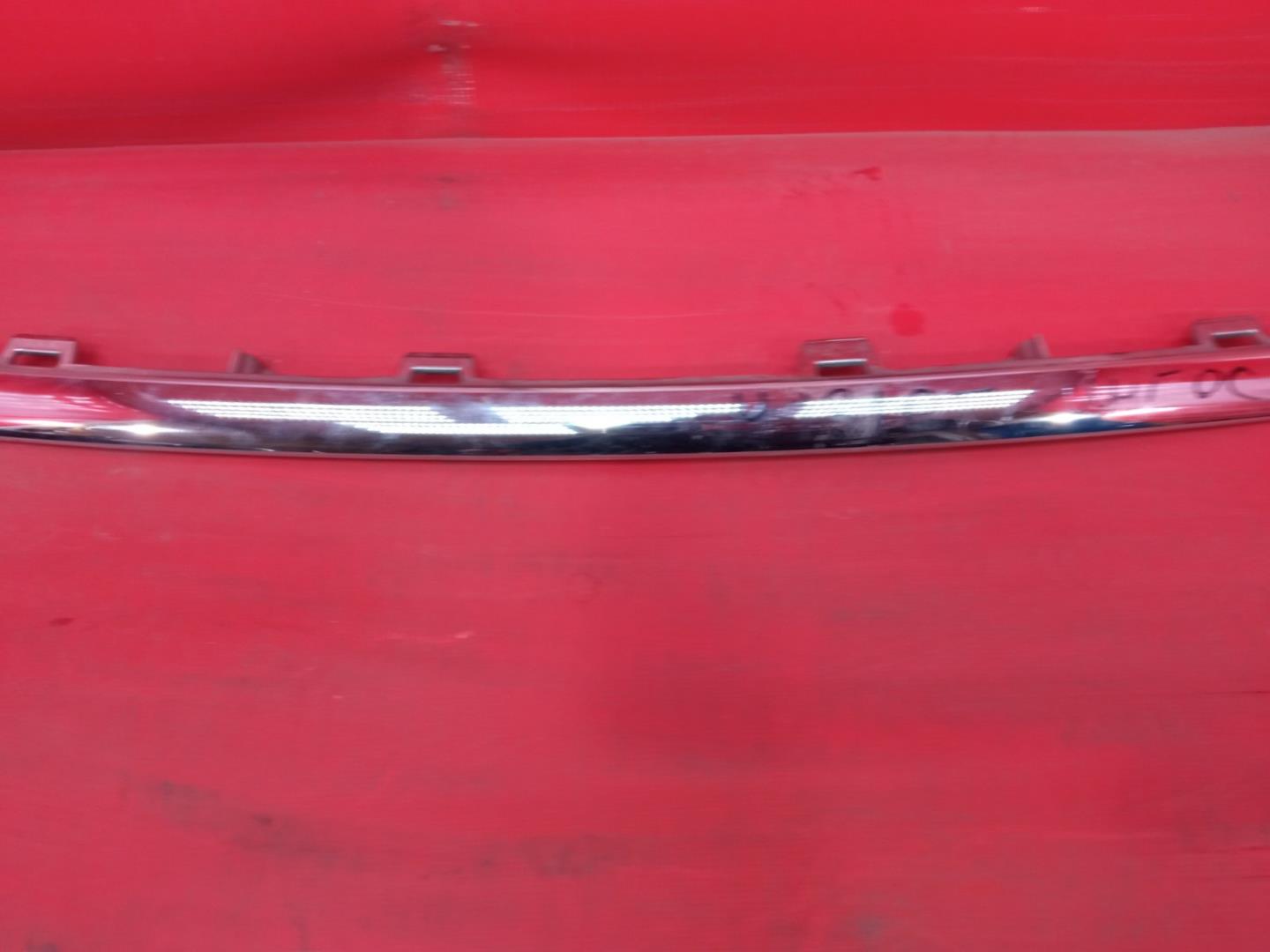 Накладка на решетку радиатора