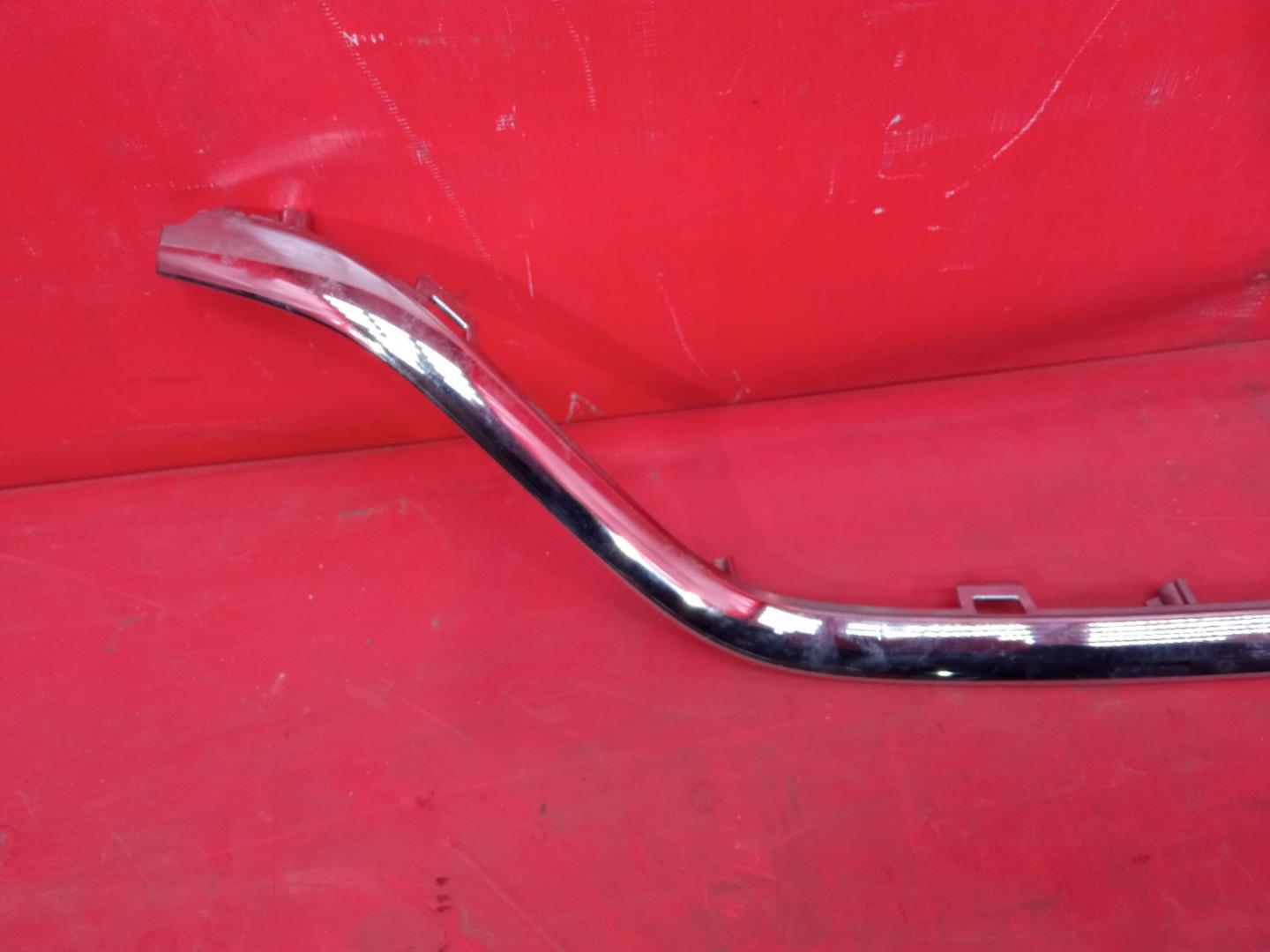 Накладка на решетку радиатора