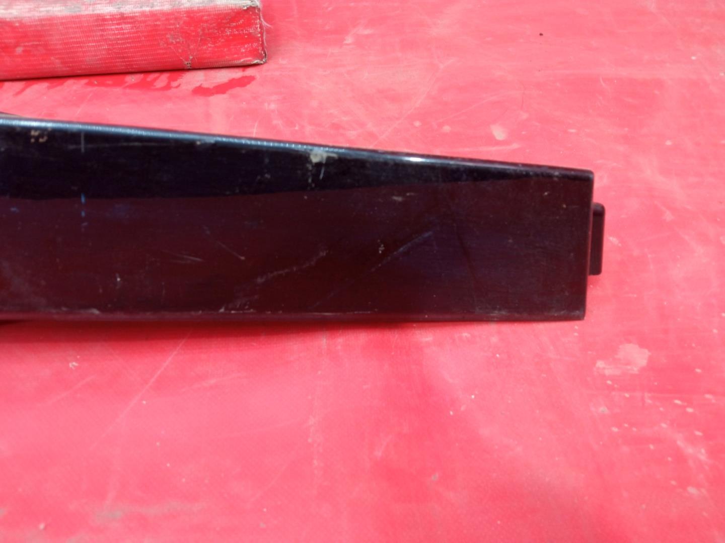 Накладка крышки багажника