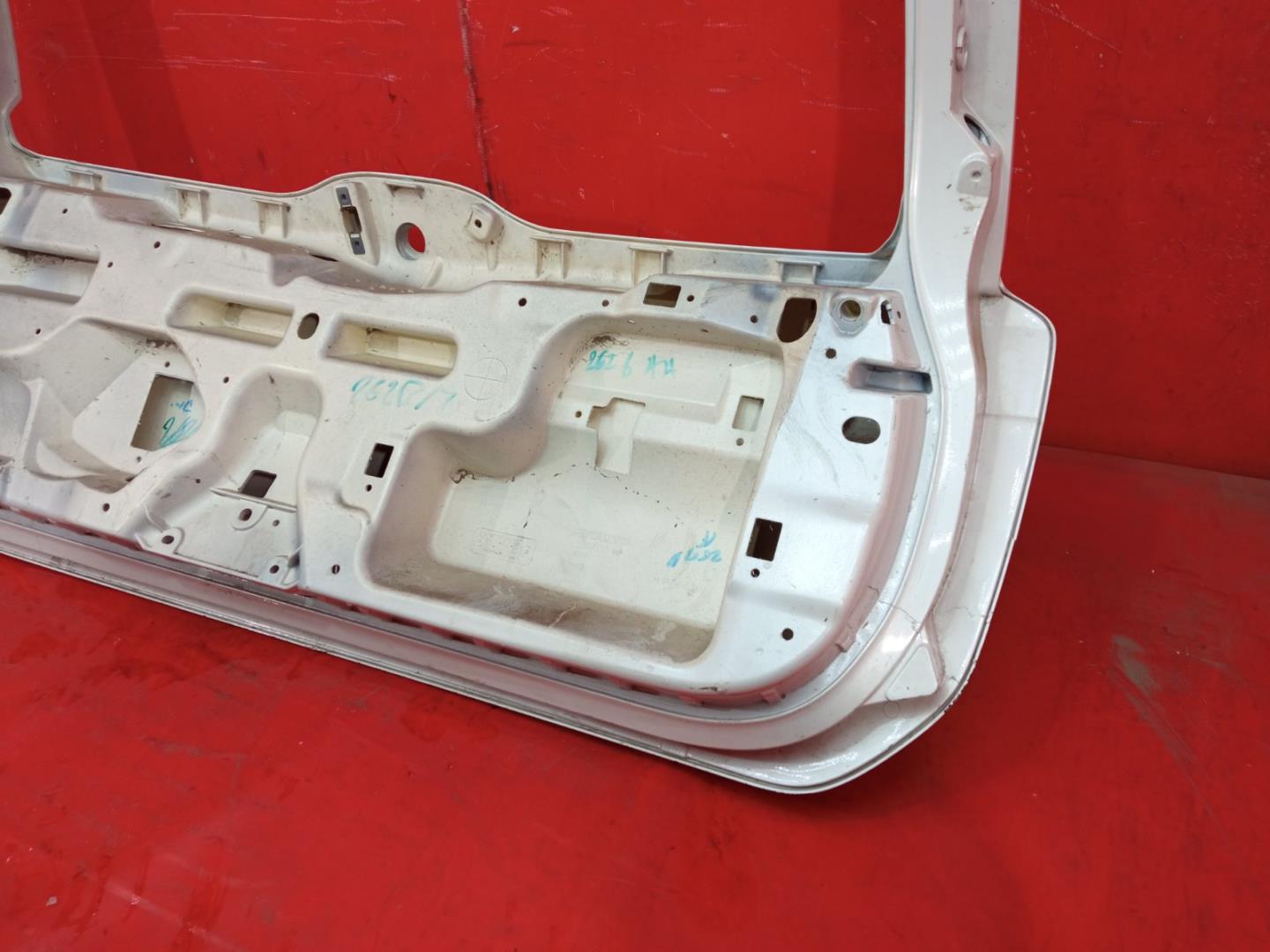 Крышка багажника