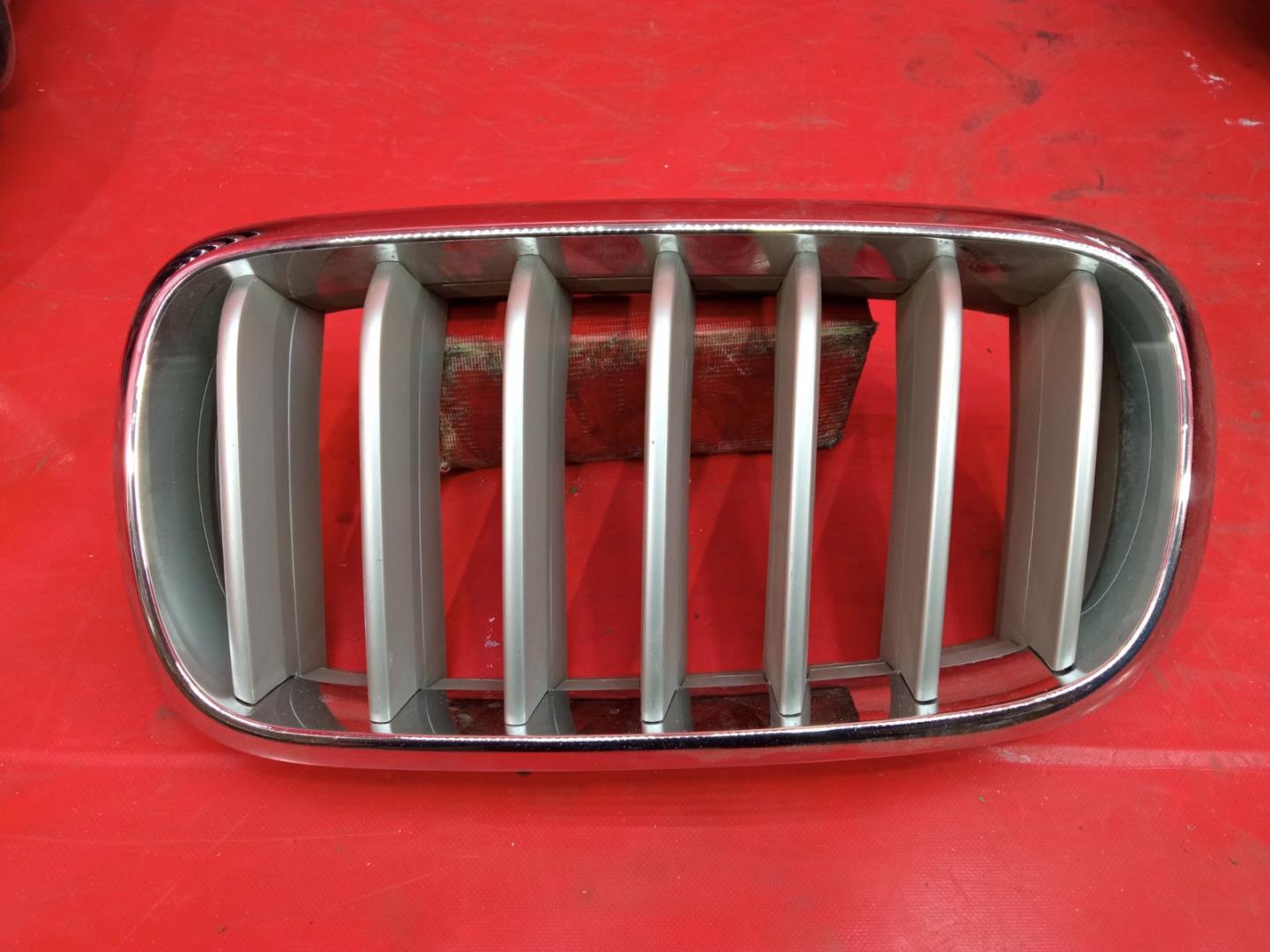 Решетка радиатора