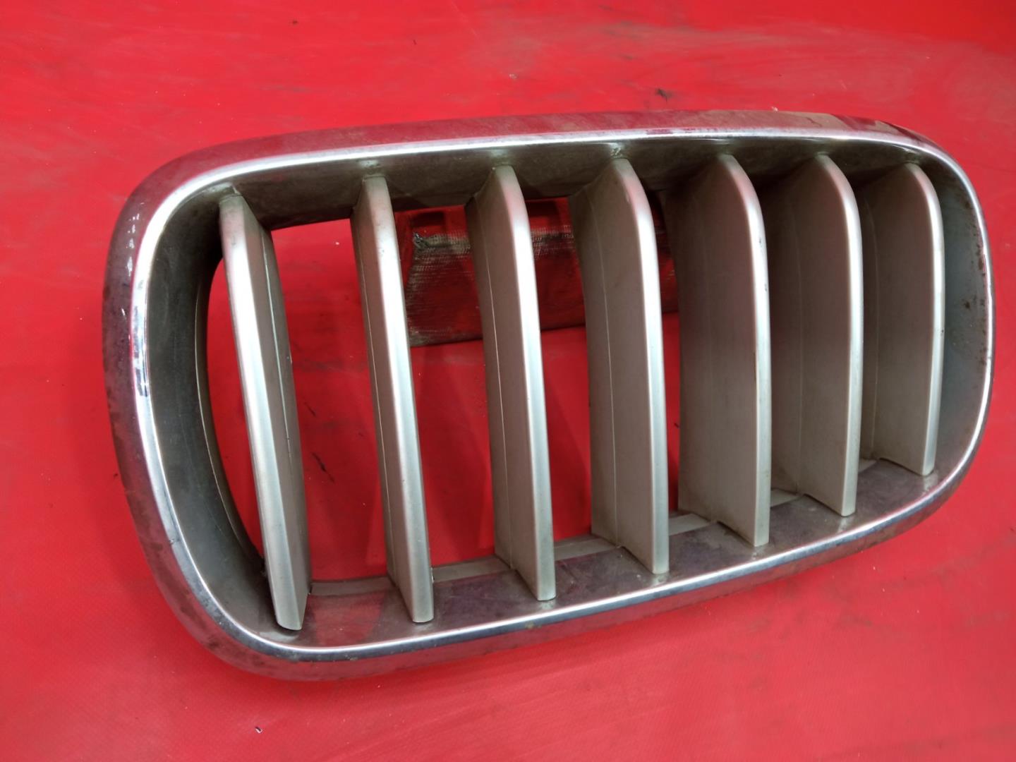 Решетка радиатора