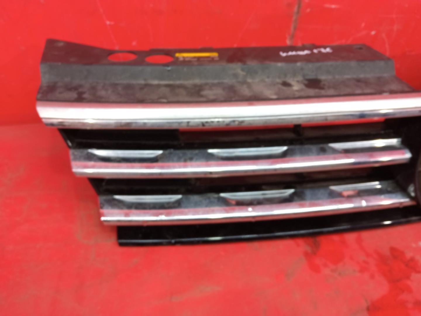 Решетка радиатора