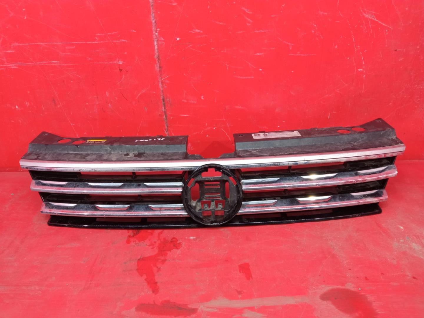 Решетка радиатора