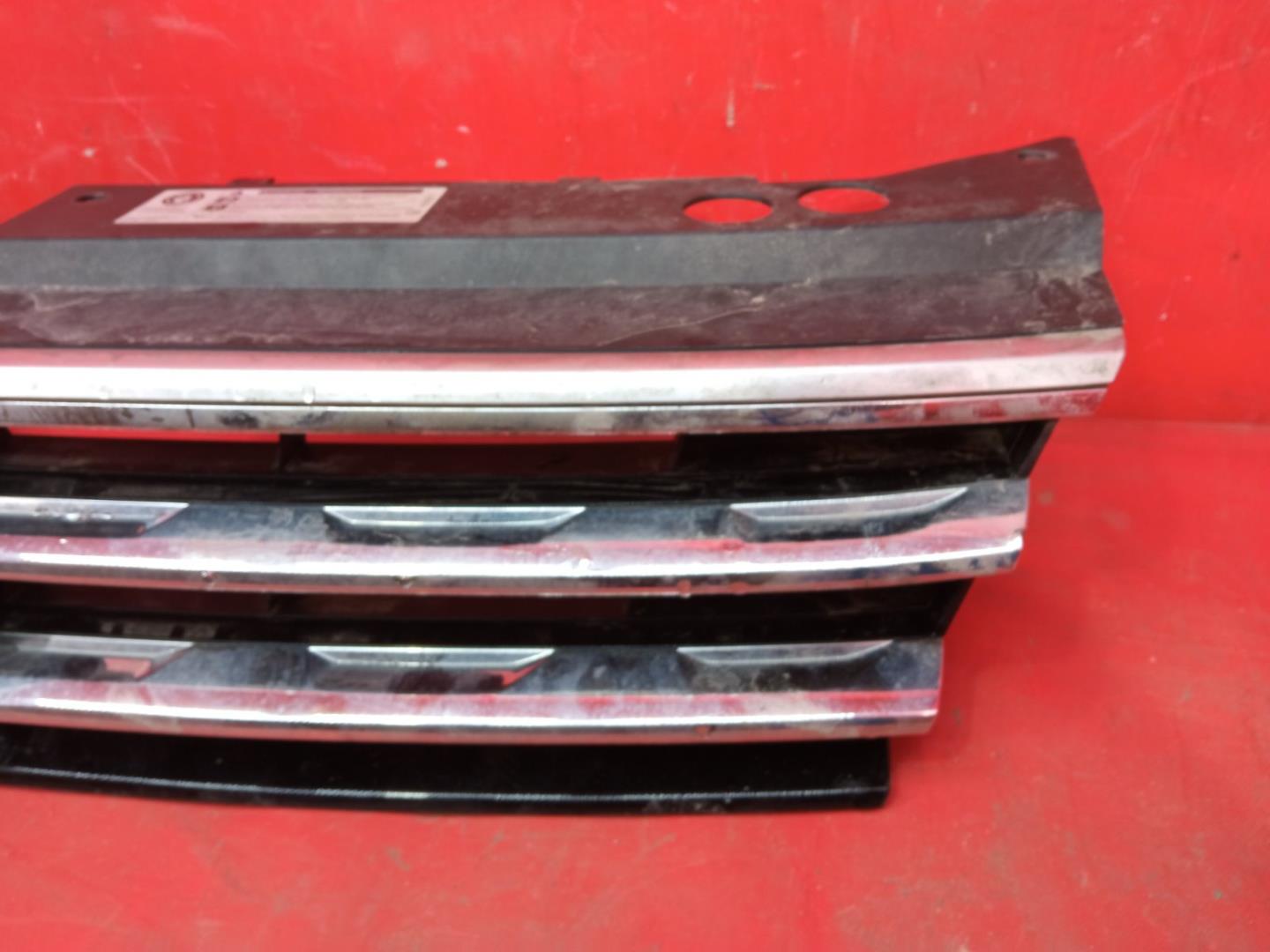 Решетка радиатора