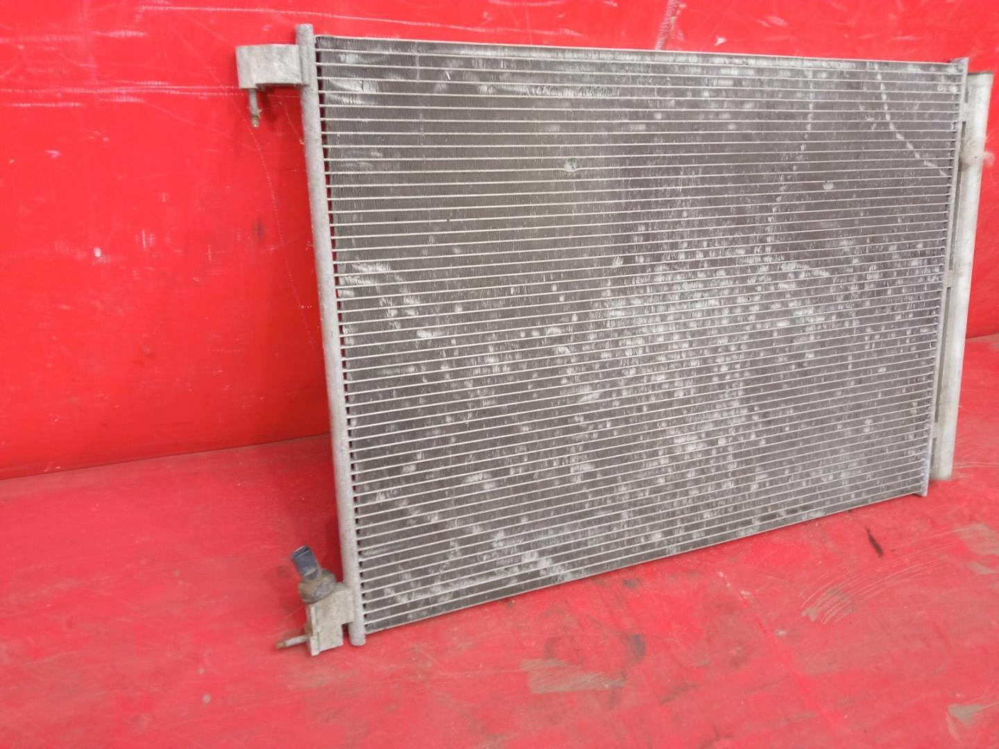 Радиатор кондиционера / конденсер