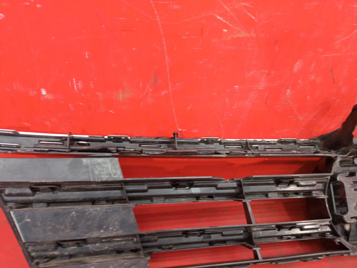 Решетка радиатора