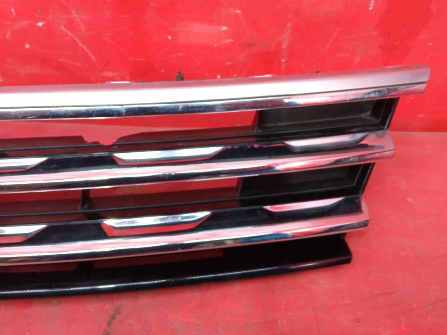 Решетка радиатора