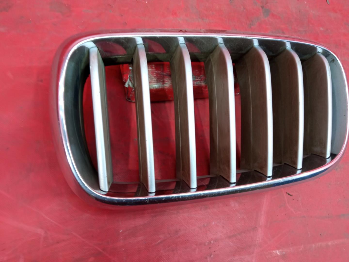 Решетка радиатора