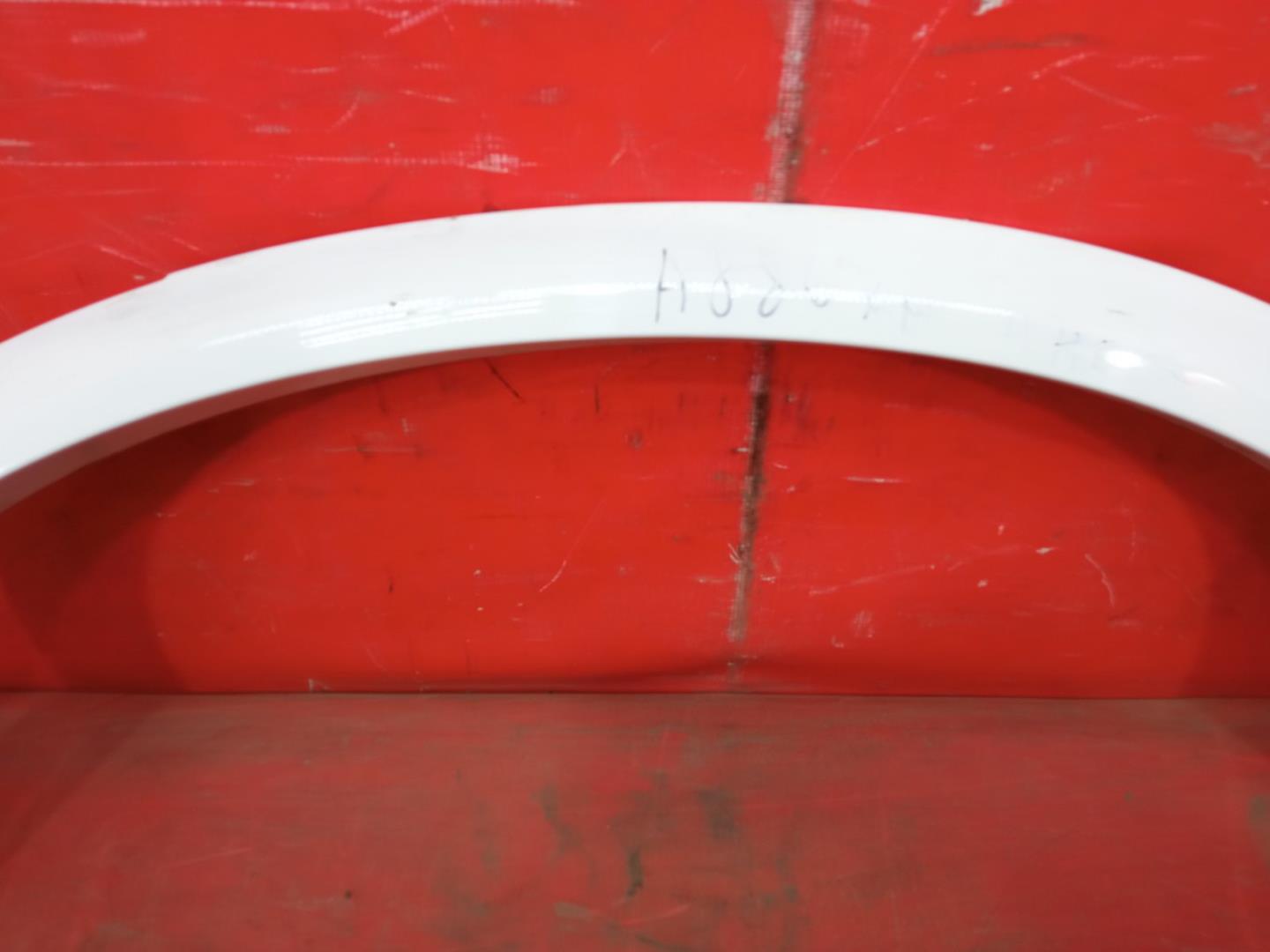 Накладка на крыло