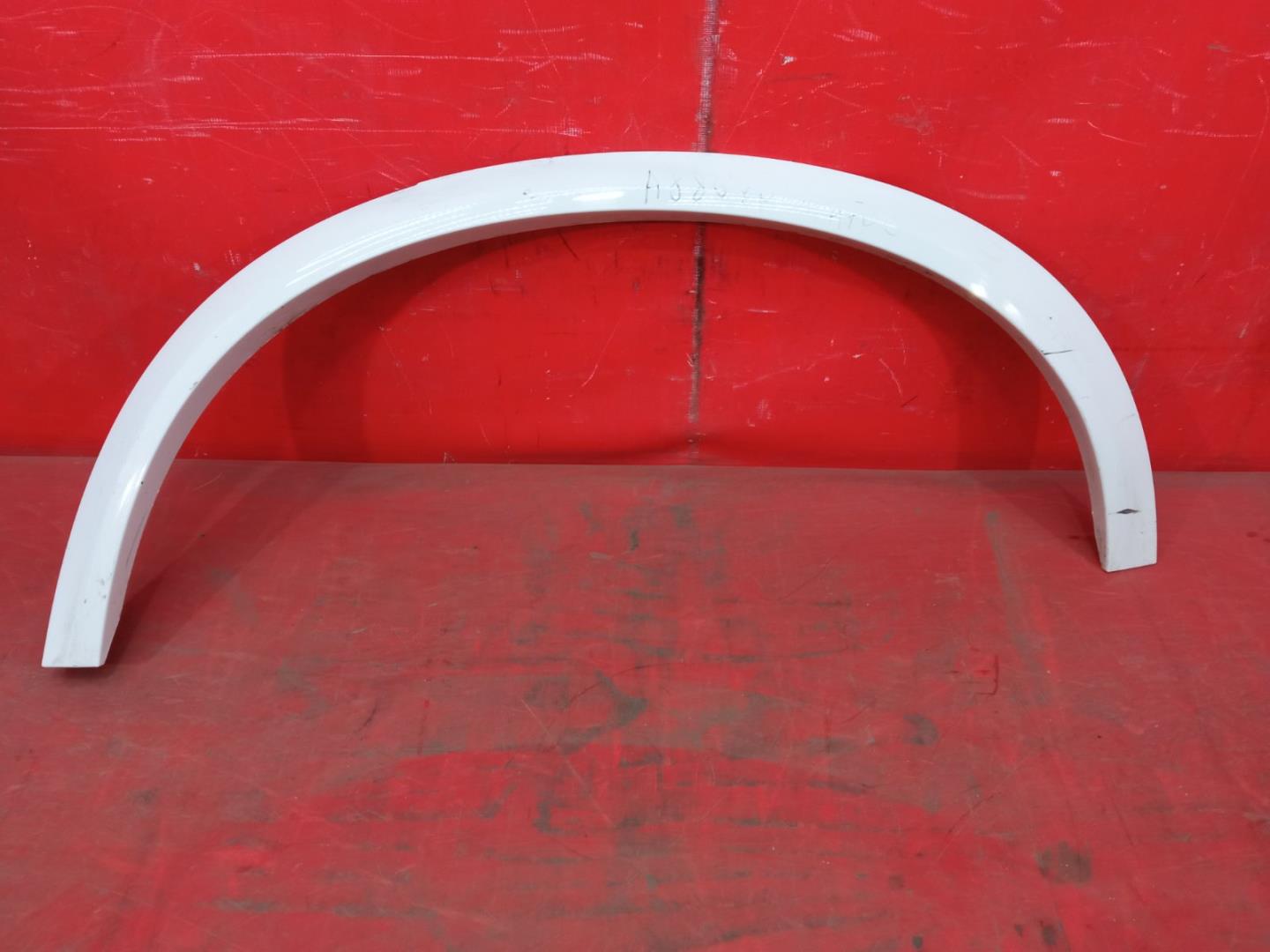 Накладка на крыло