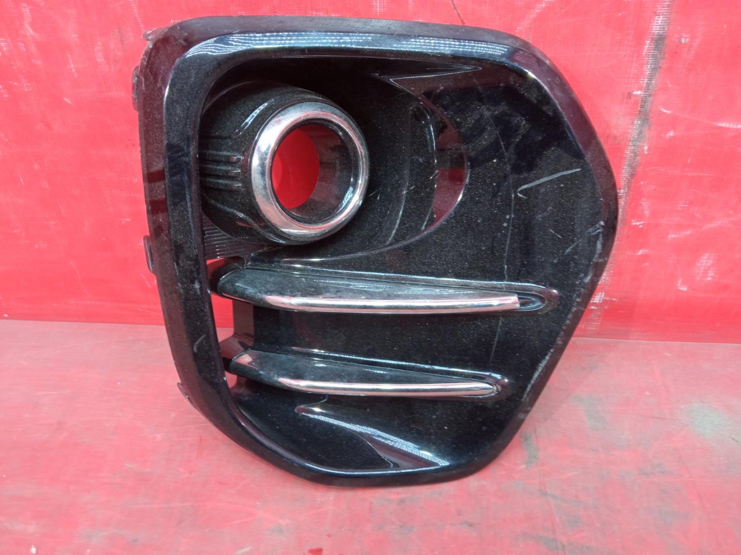 Накладка (кузов наружные)