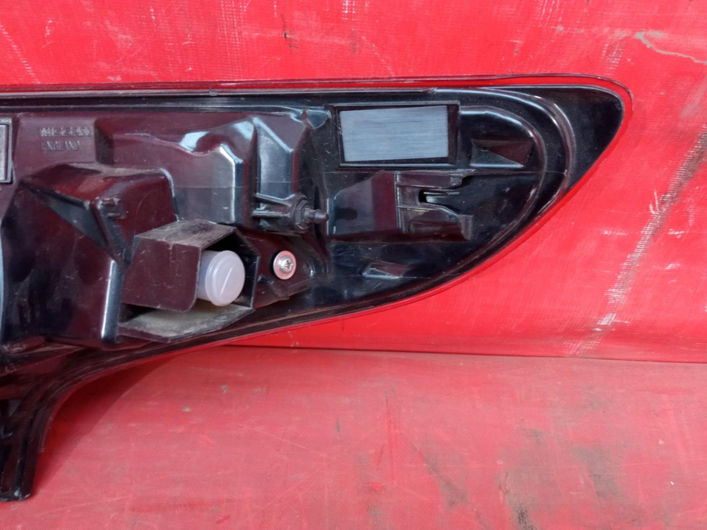 Фонарь задний