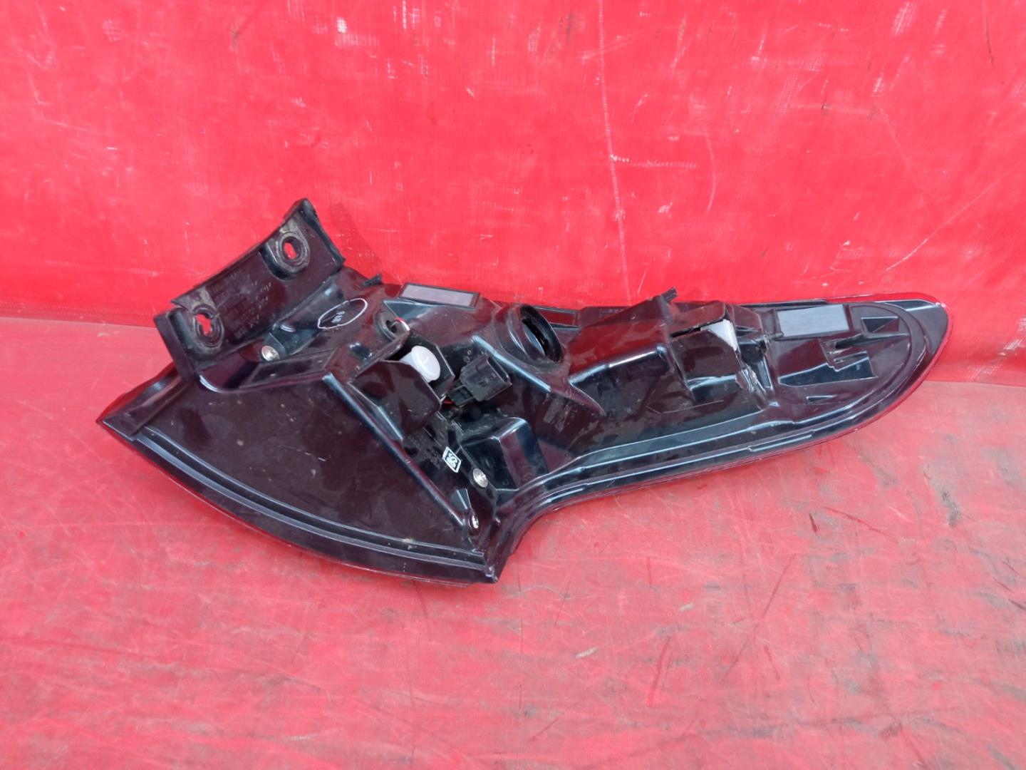 Фонарь задний