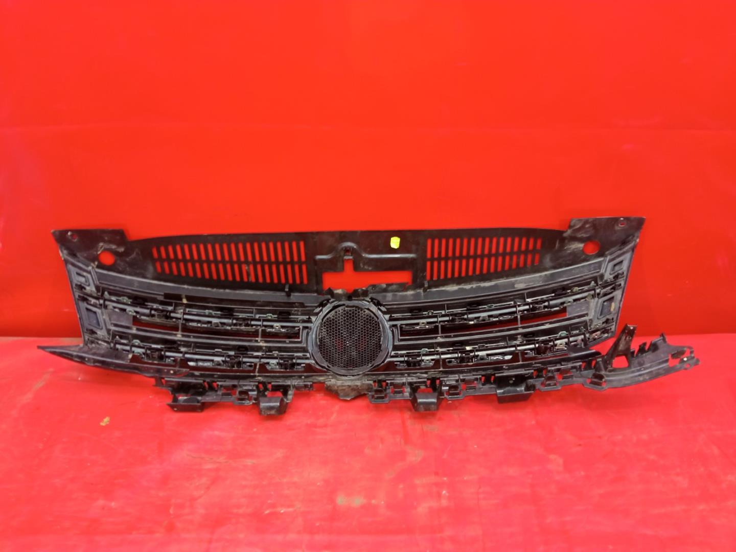 Решетка радиатора