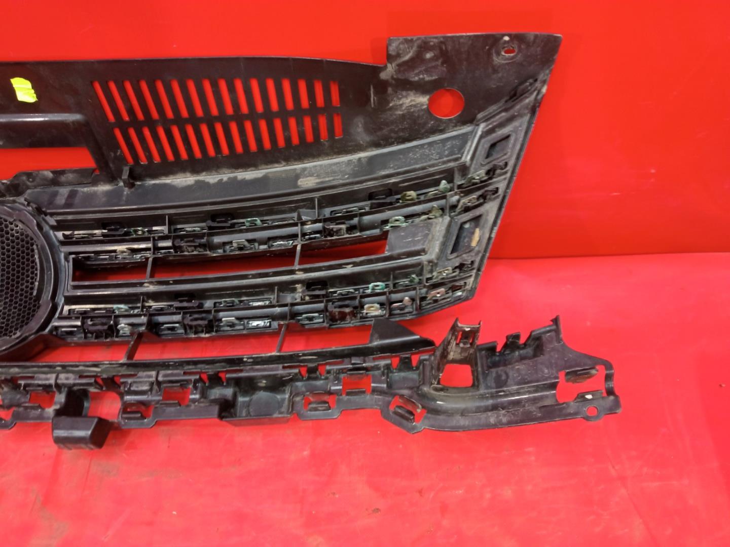 Решетка радиатора