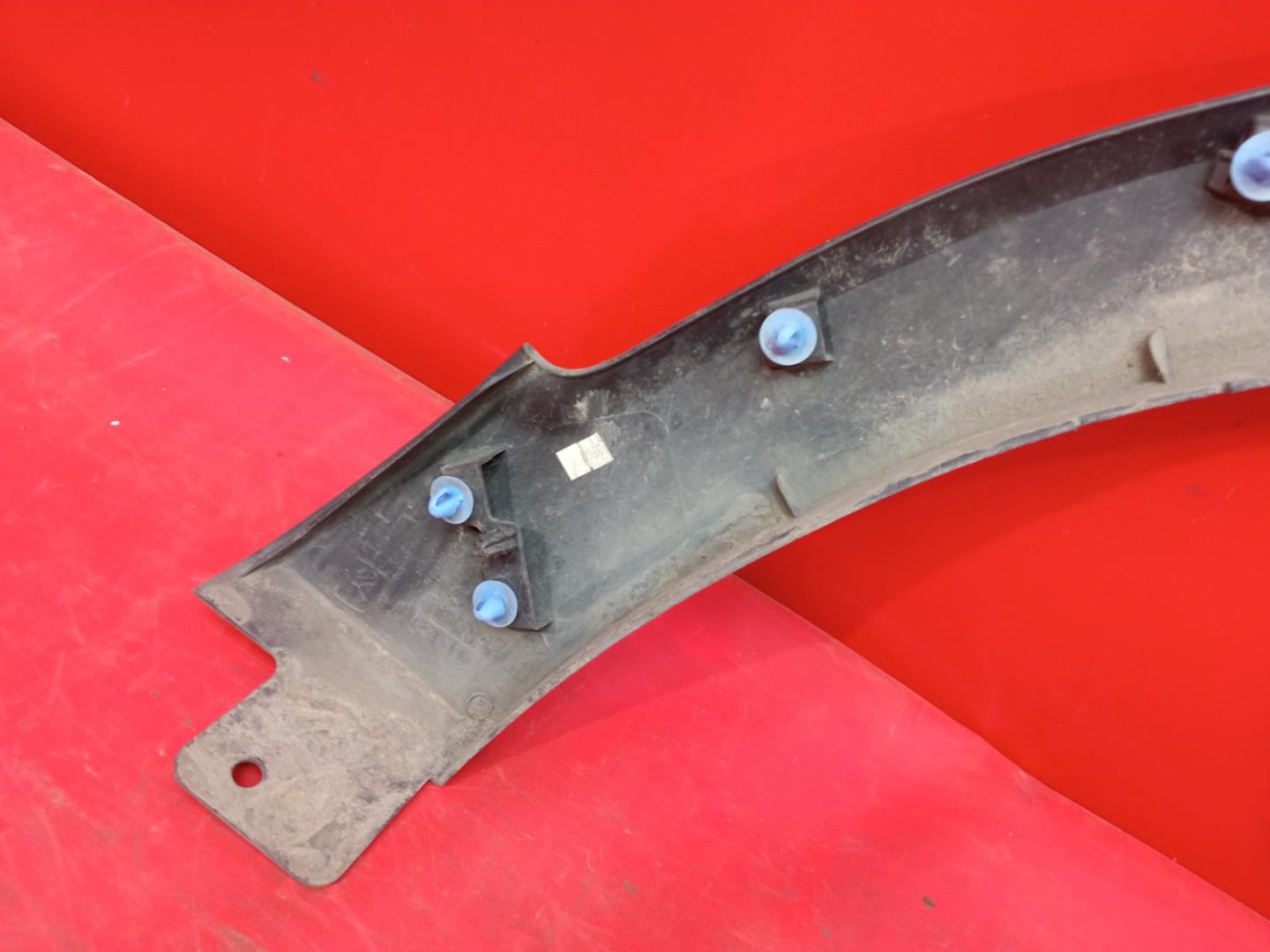 Накладка на крыло