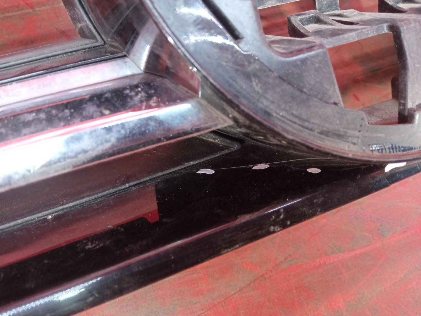 Решетка радиатора