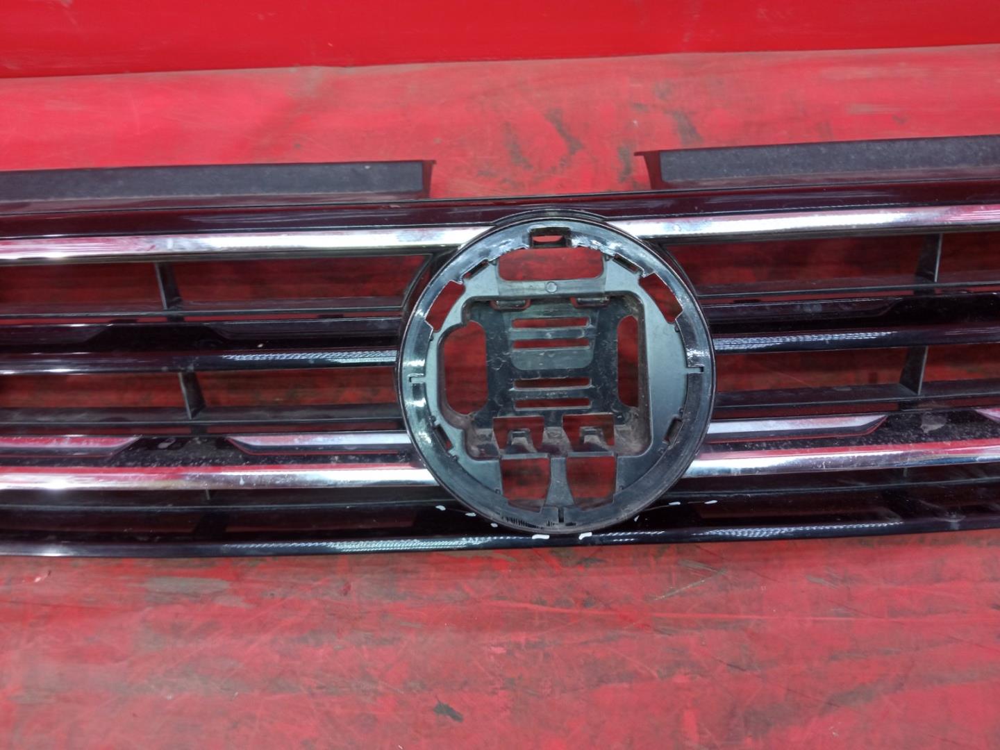 Решетка радиатора