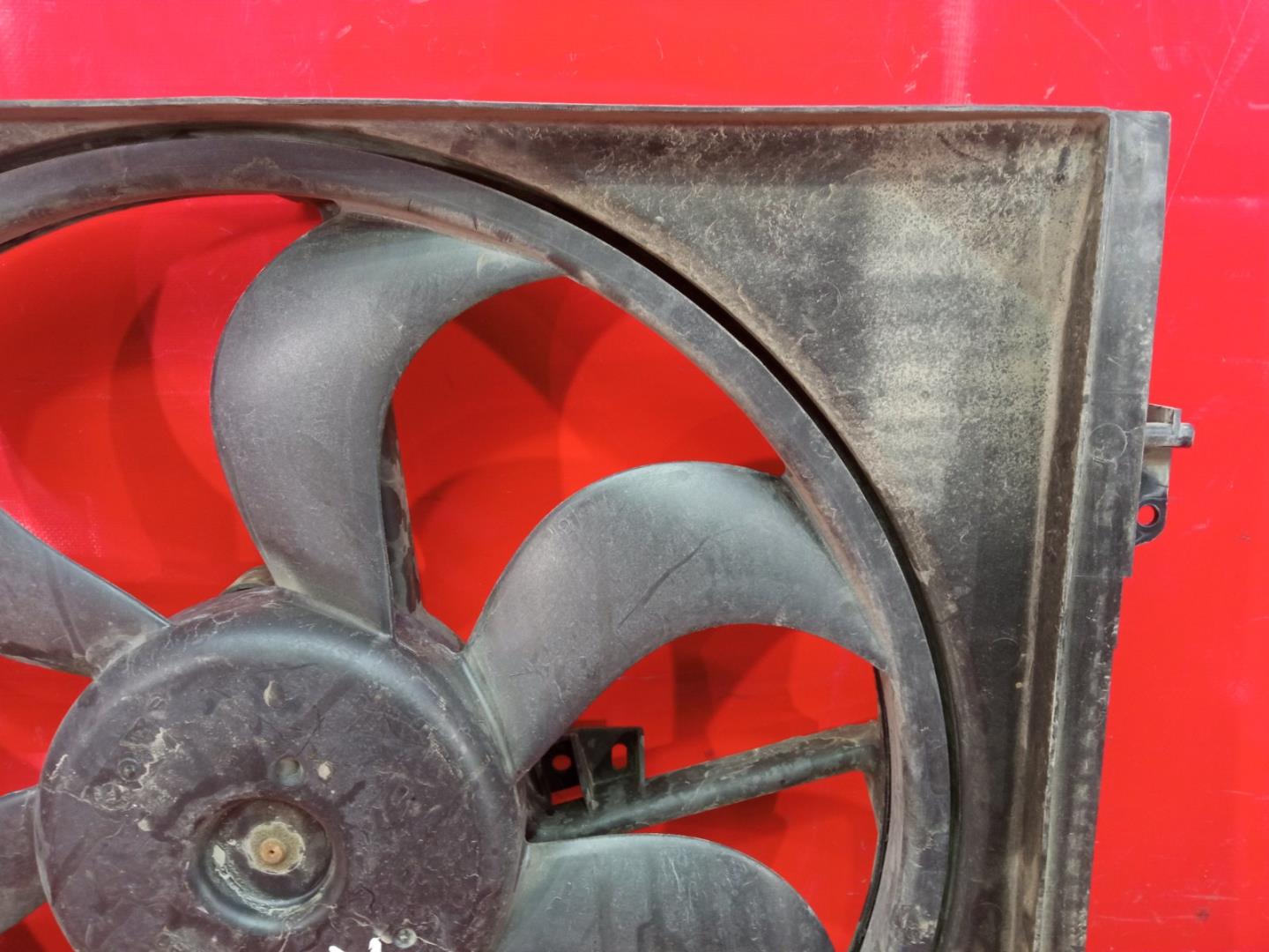 Диффузор вентилятора