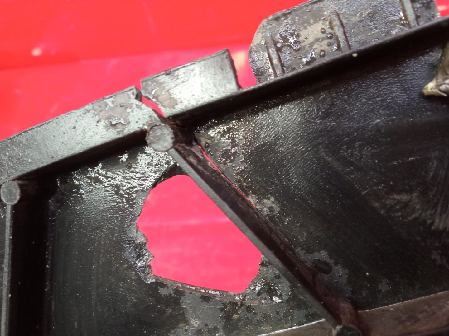 Кронштейн крепежный вспомогательный (разного назначения)