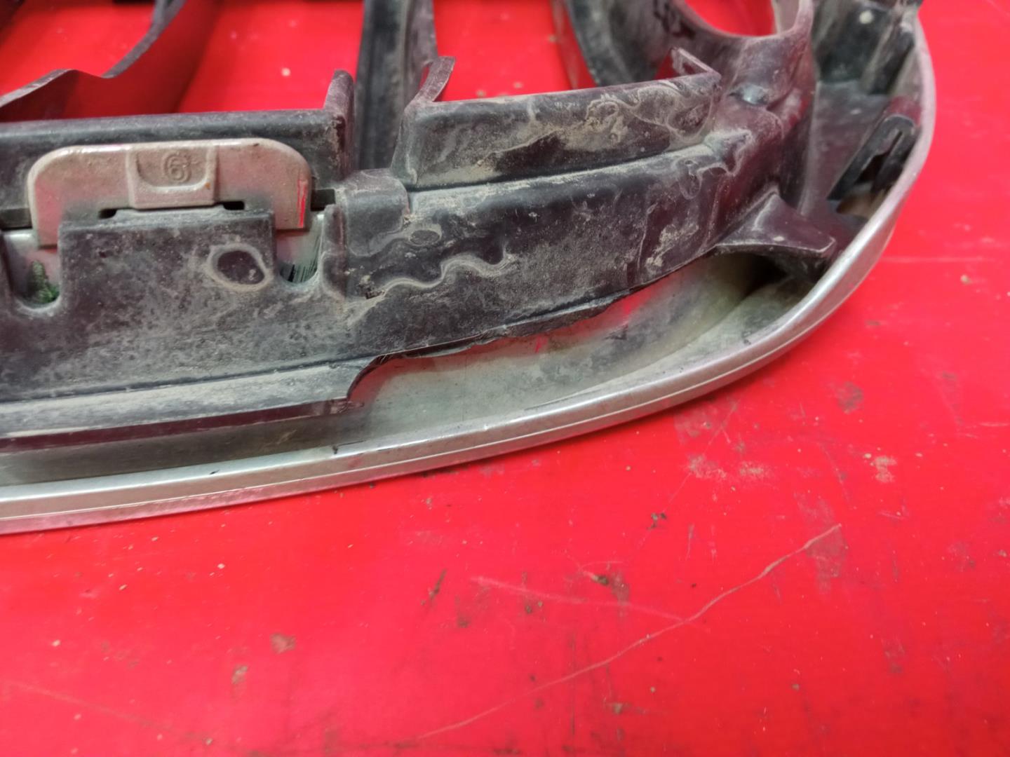 Решетка радиатора