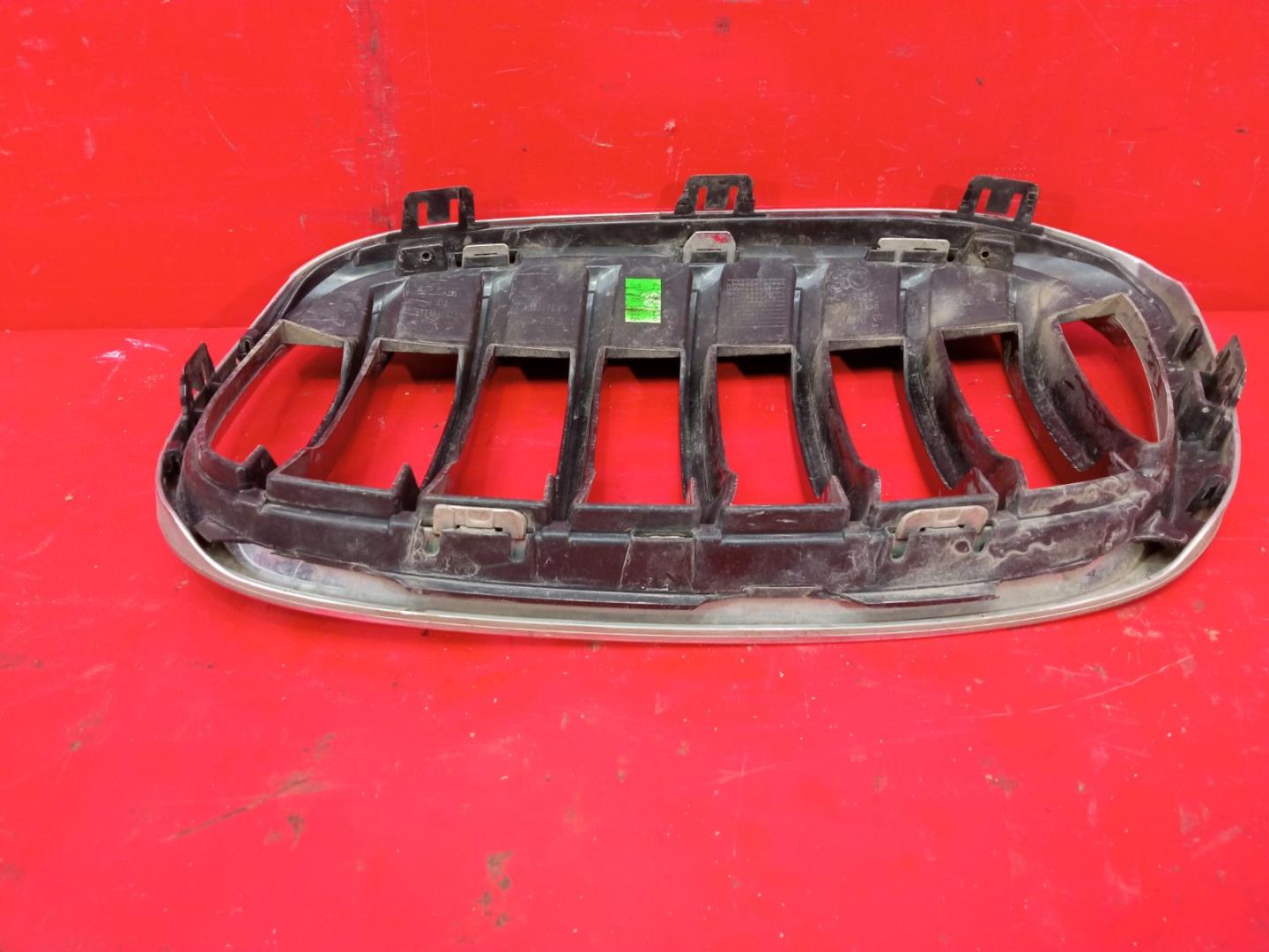 Решетка радиатора