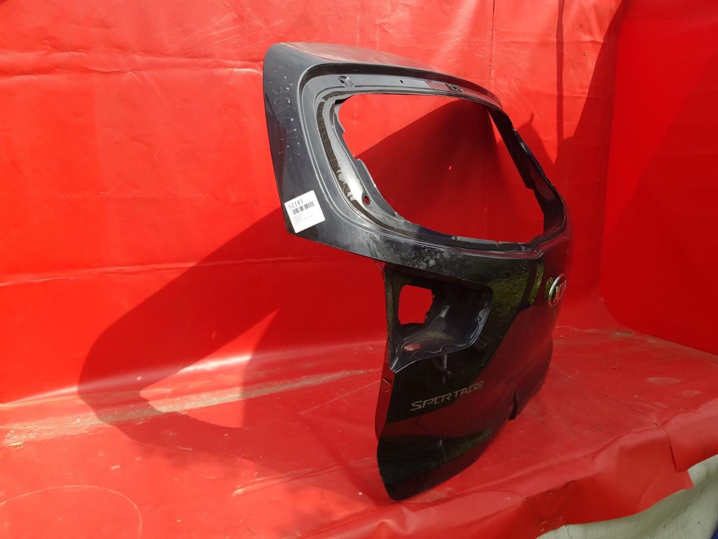 Дверь багажника