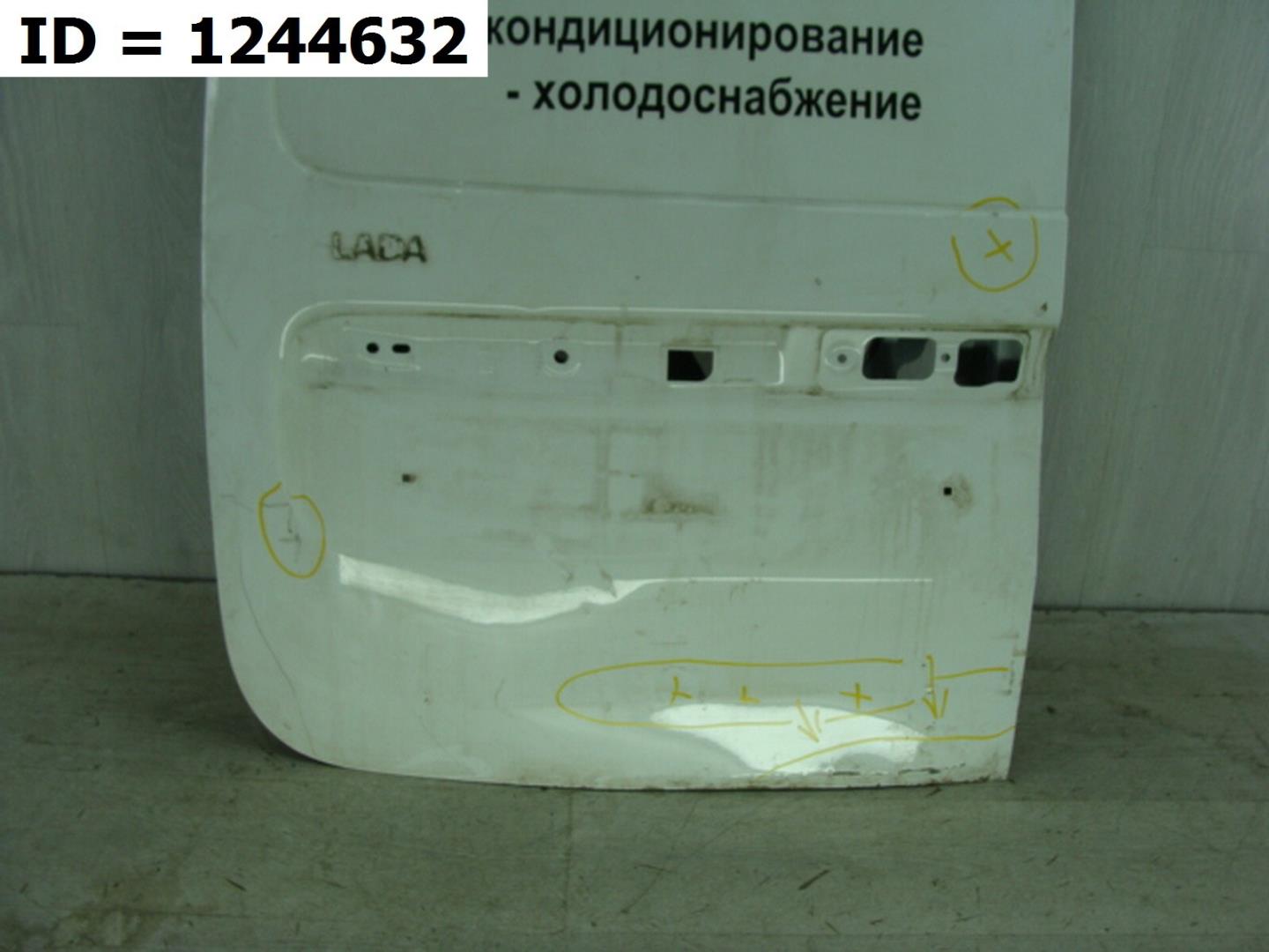 Дверь багажника