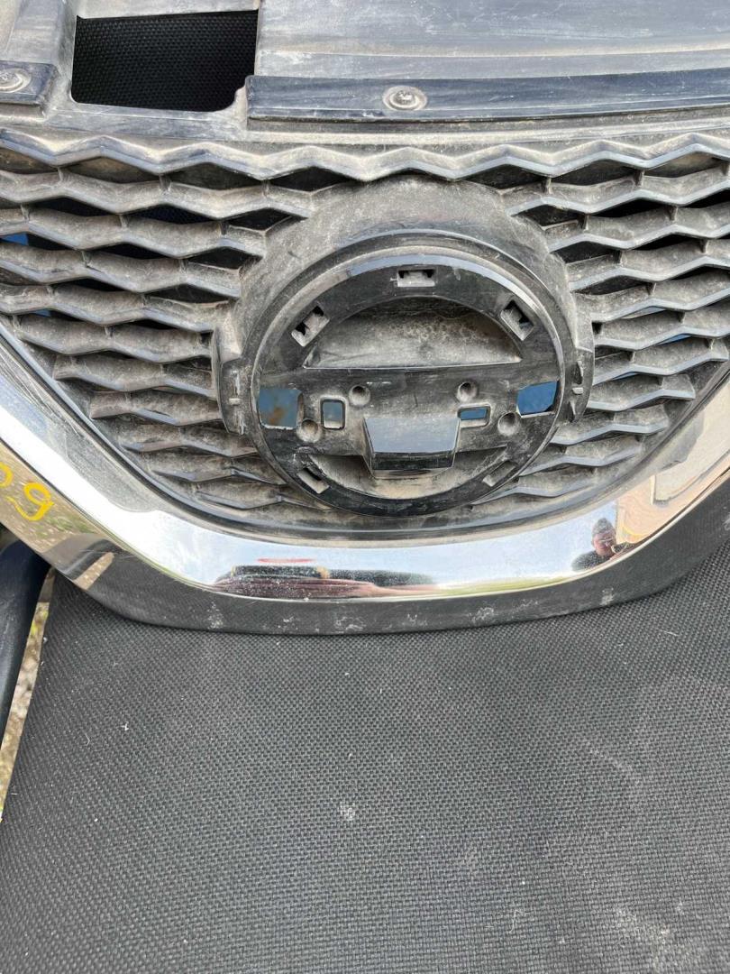 Решетка радиатора