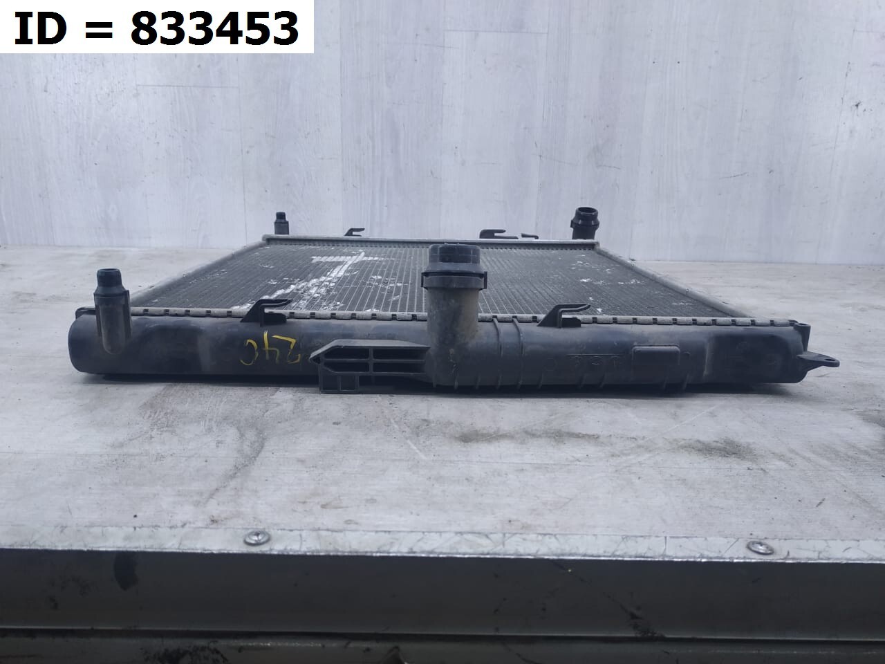 Радиатор охлаждения двигателя основной