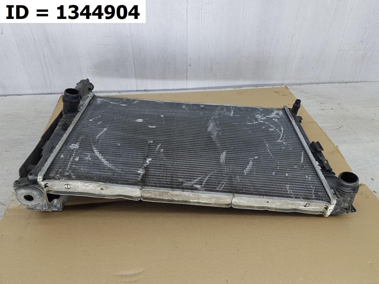 Радиатор охлаждения двигателя основной