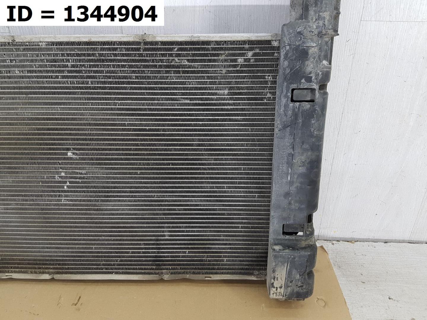 Радиатор охлаждения двигателя основной