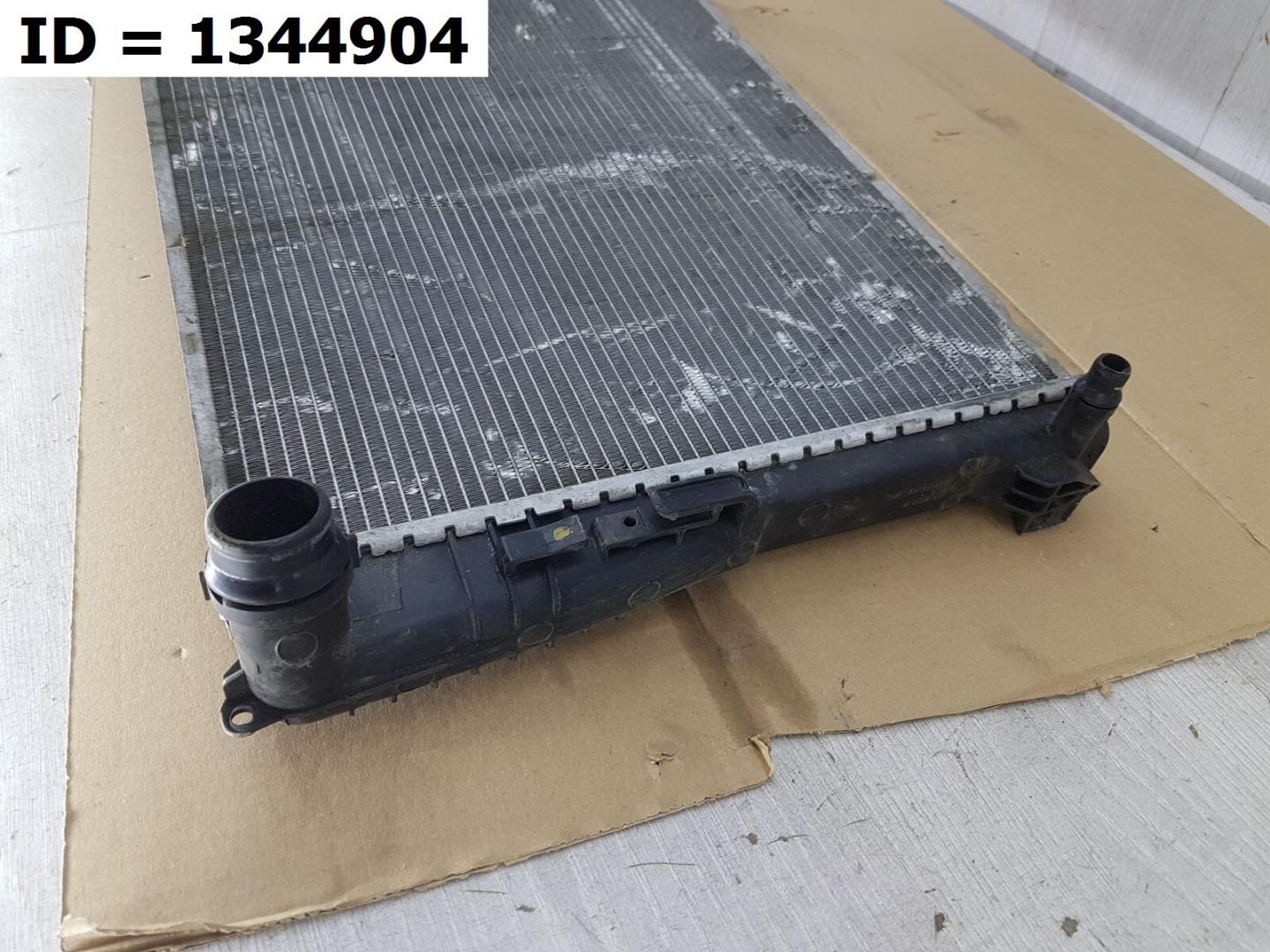 Радиатор охлаждения двигателя основной