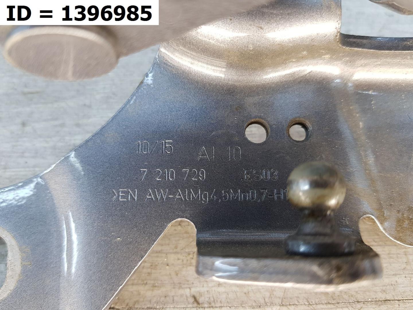 Петля капота