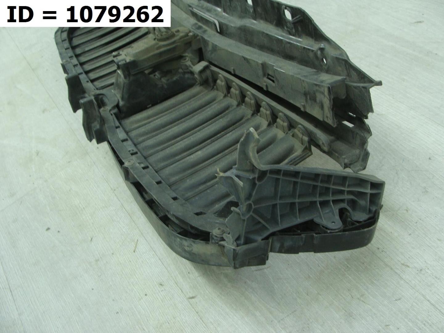 Жалюзи (воздуховод) бампера переднего