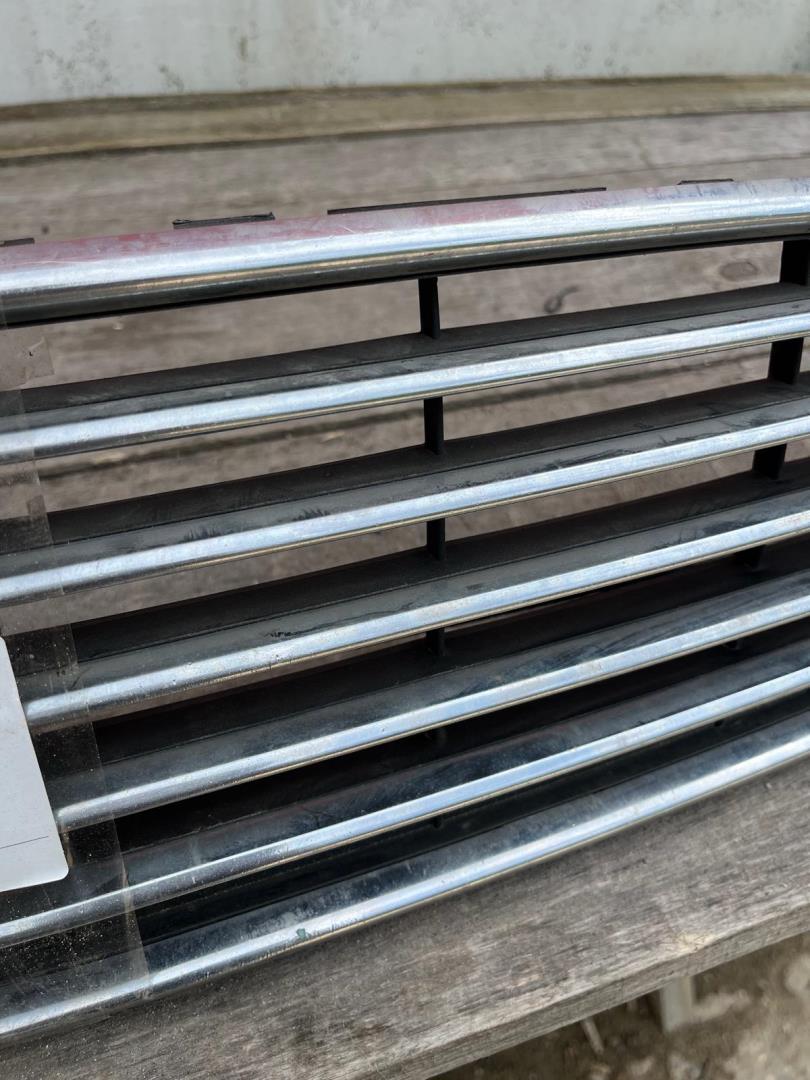 Решетка радиатора