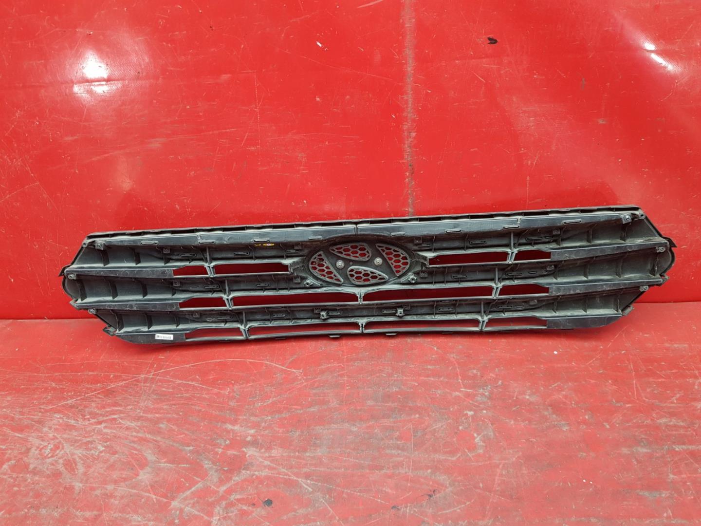 Решетка радиатора