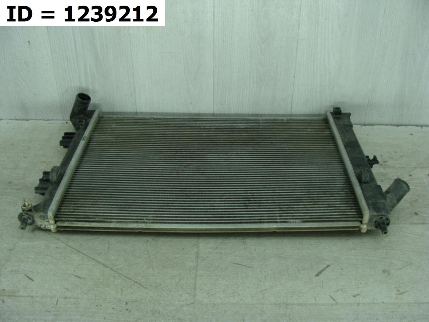 Радиатор охлаждения двигателя основной
