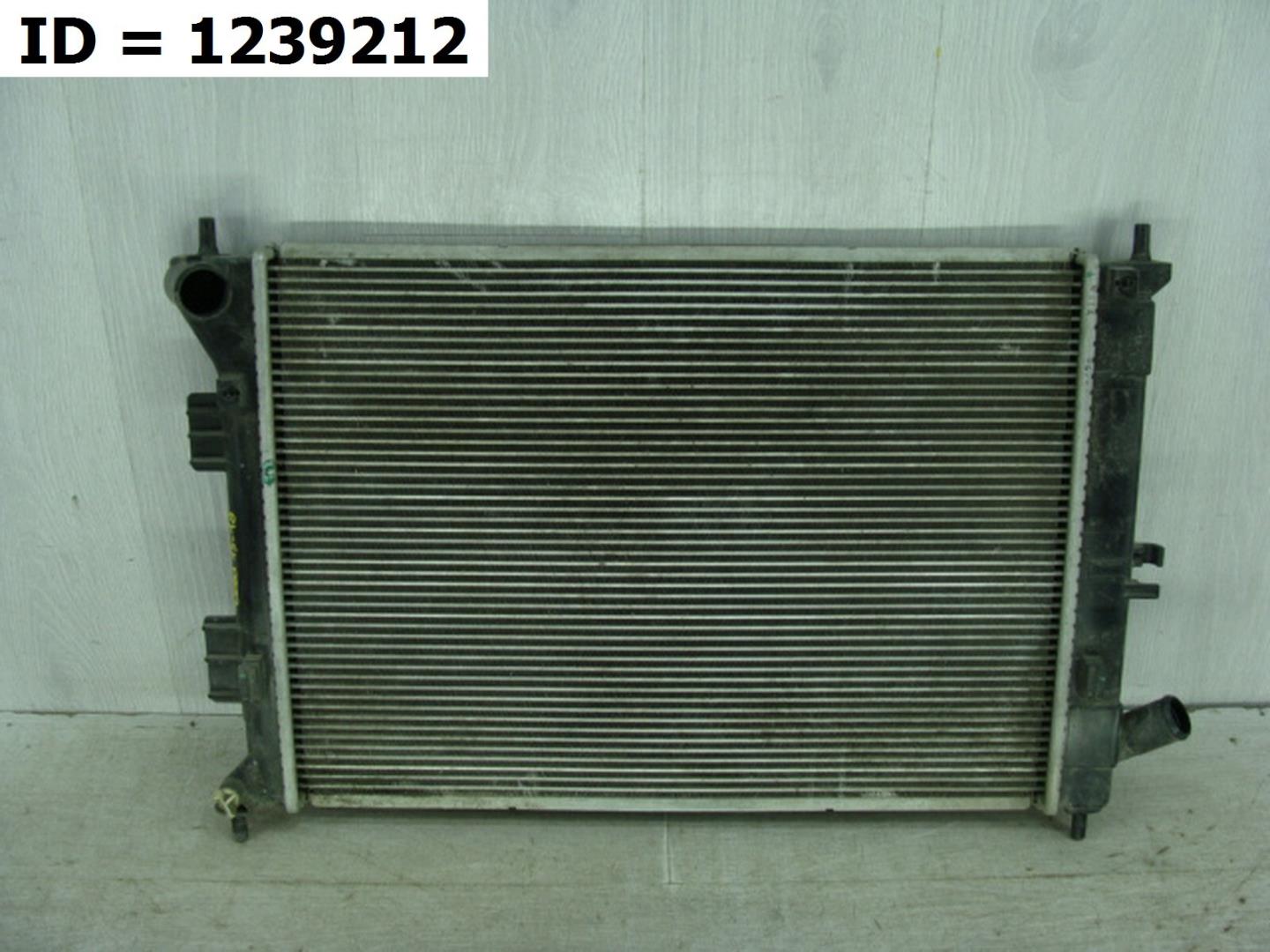 Радиатор охлаждения двигателя основной