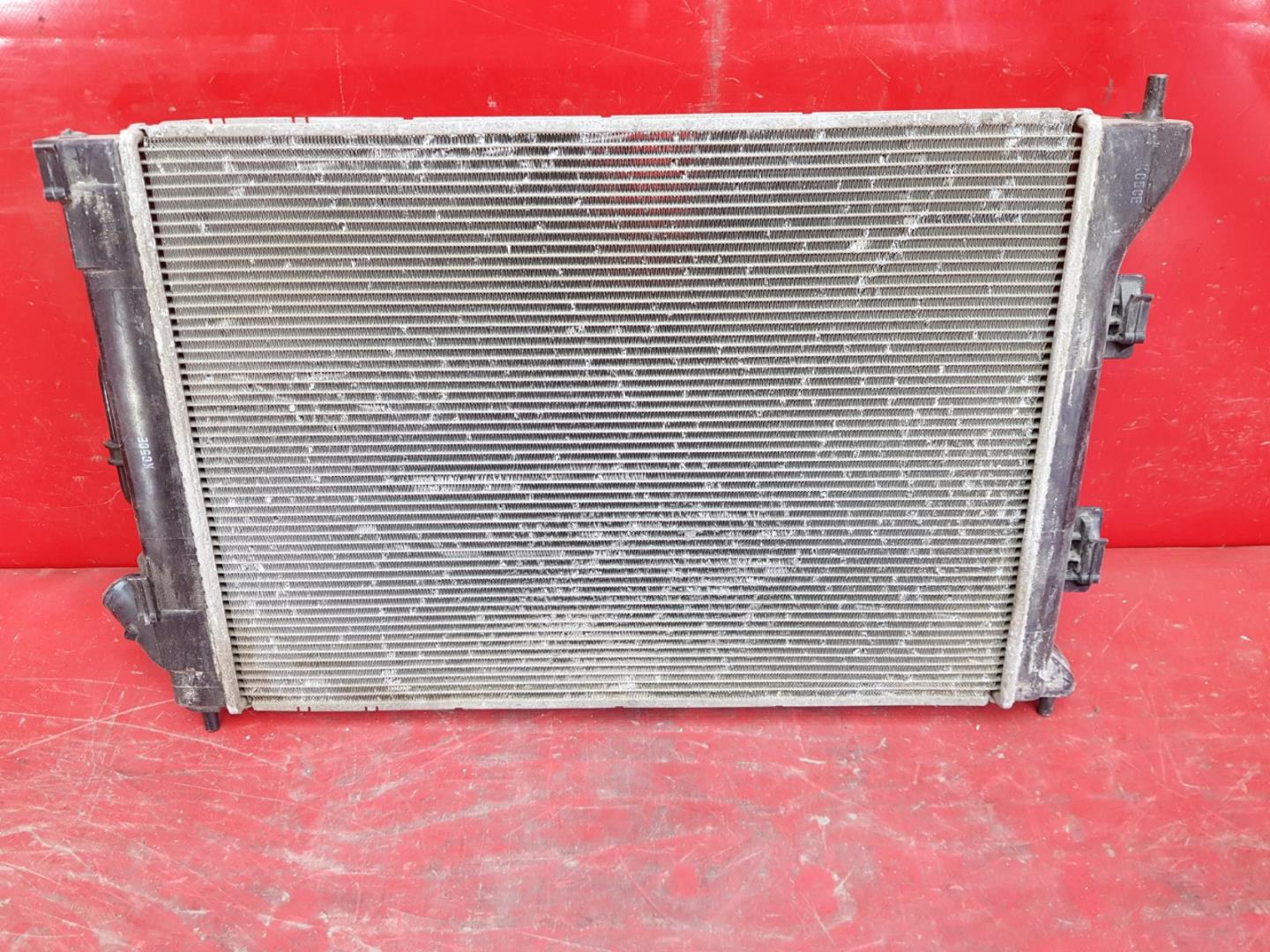 Радиатор охлаждения двигателя основной