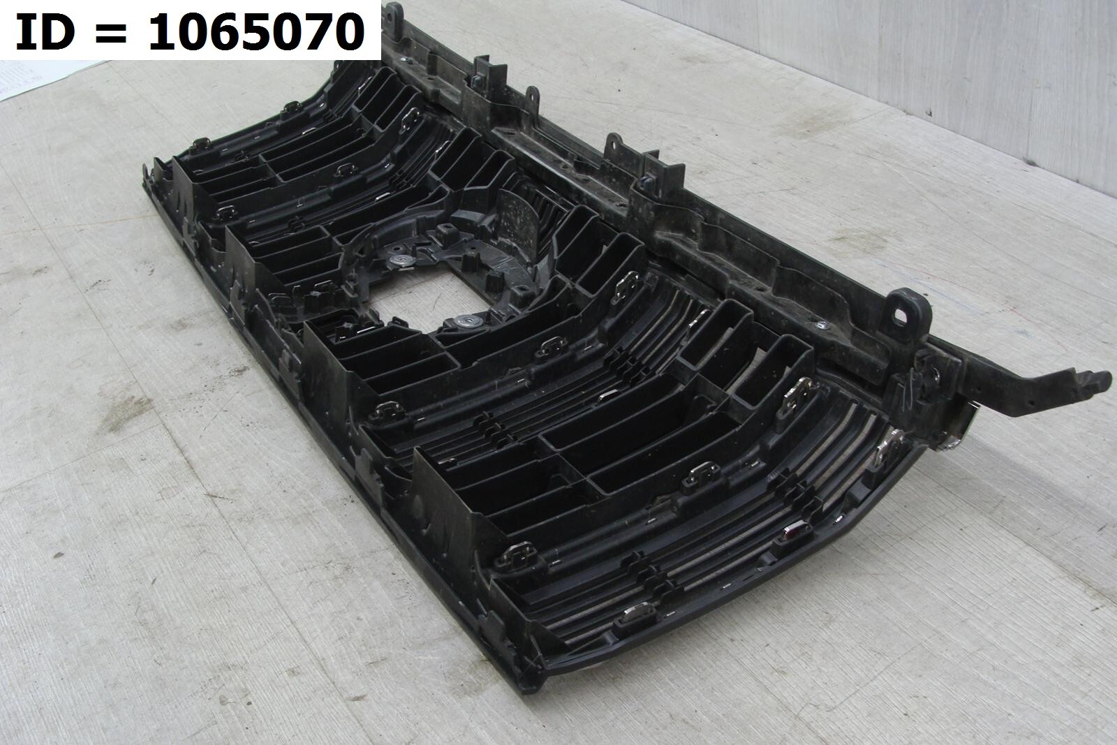 Решетка радиатора