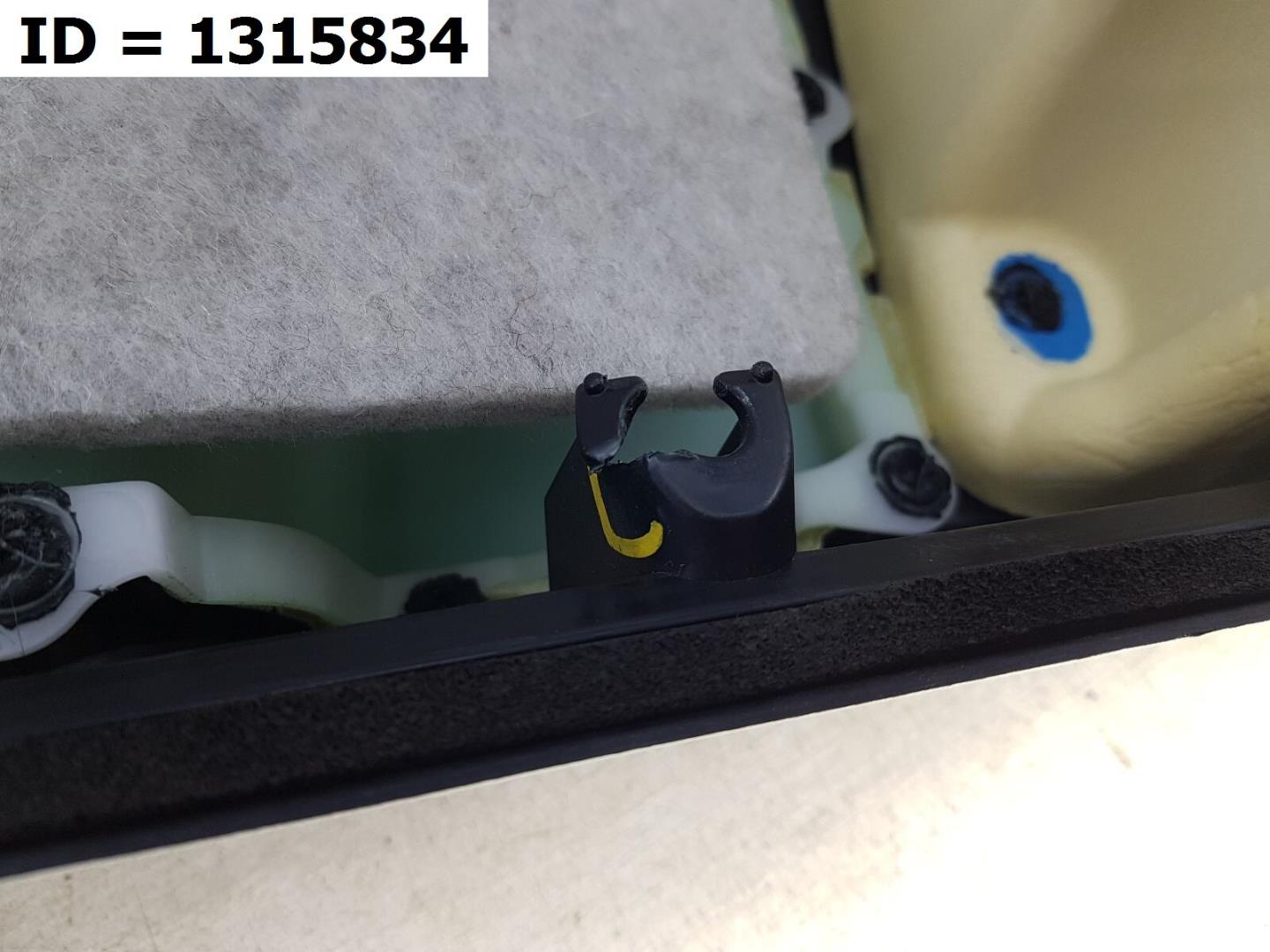 Обшивка двери