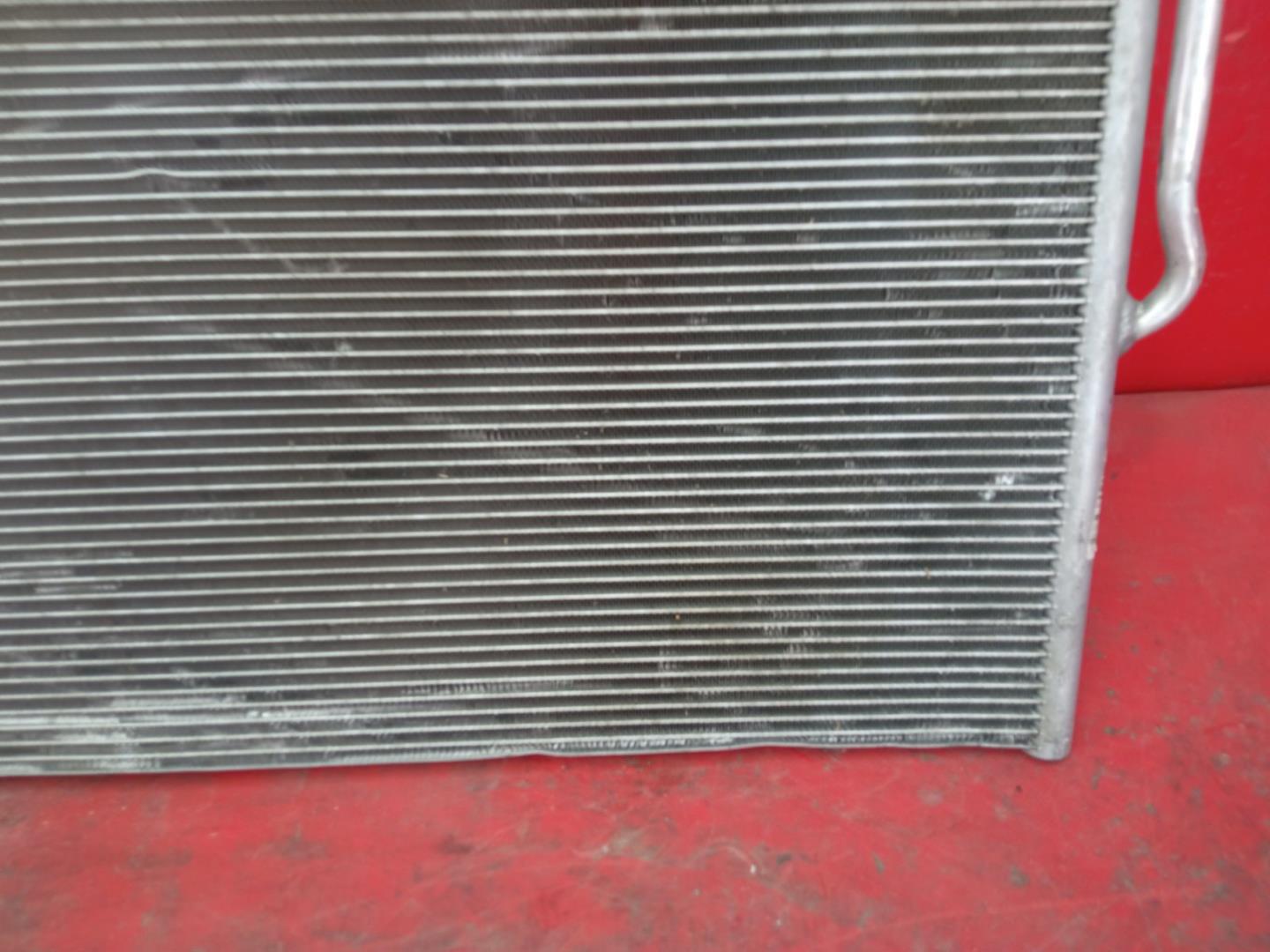 Радиатор кондиционера / конденсер