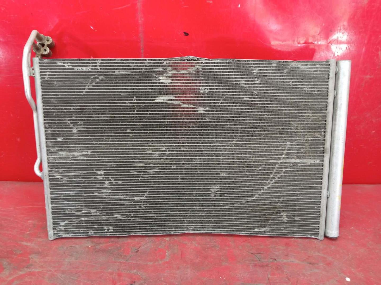 Радиатор кондиционера / конденсер