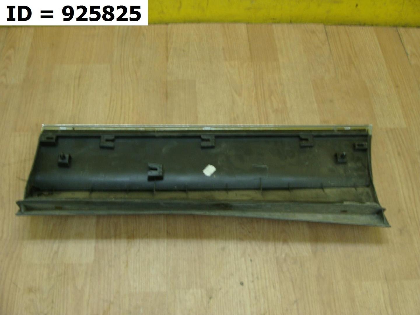 Молдинг двери