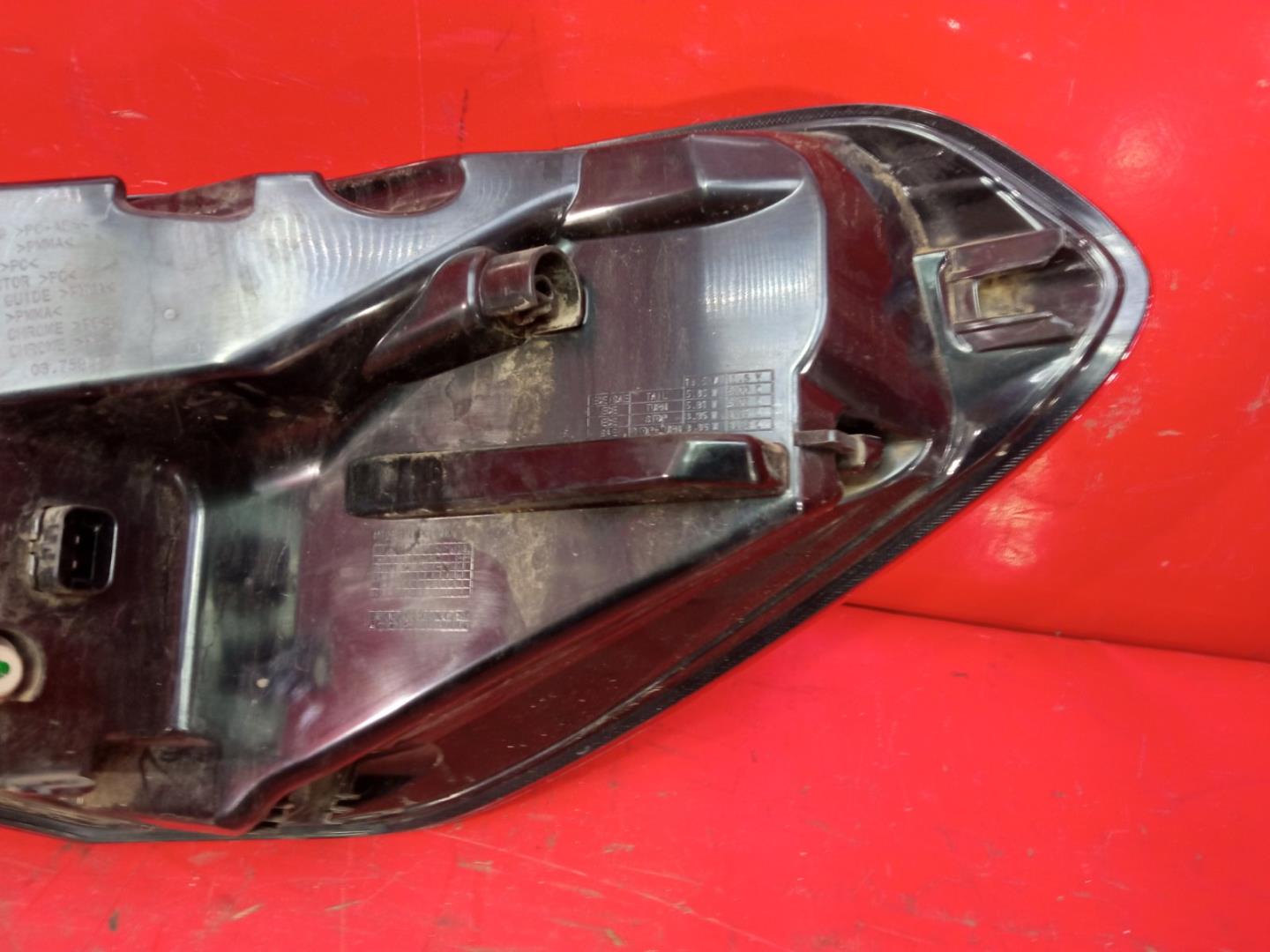 Фонарь задний